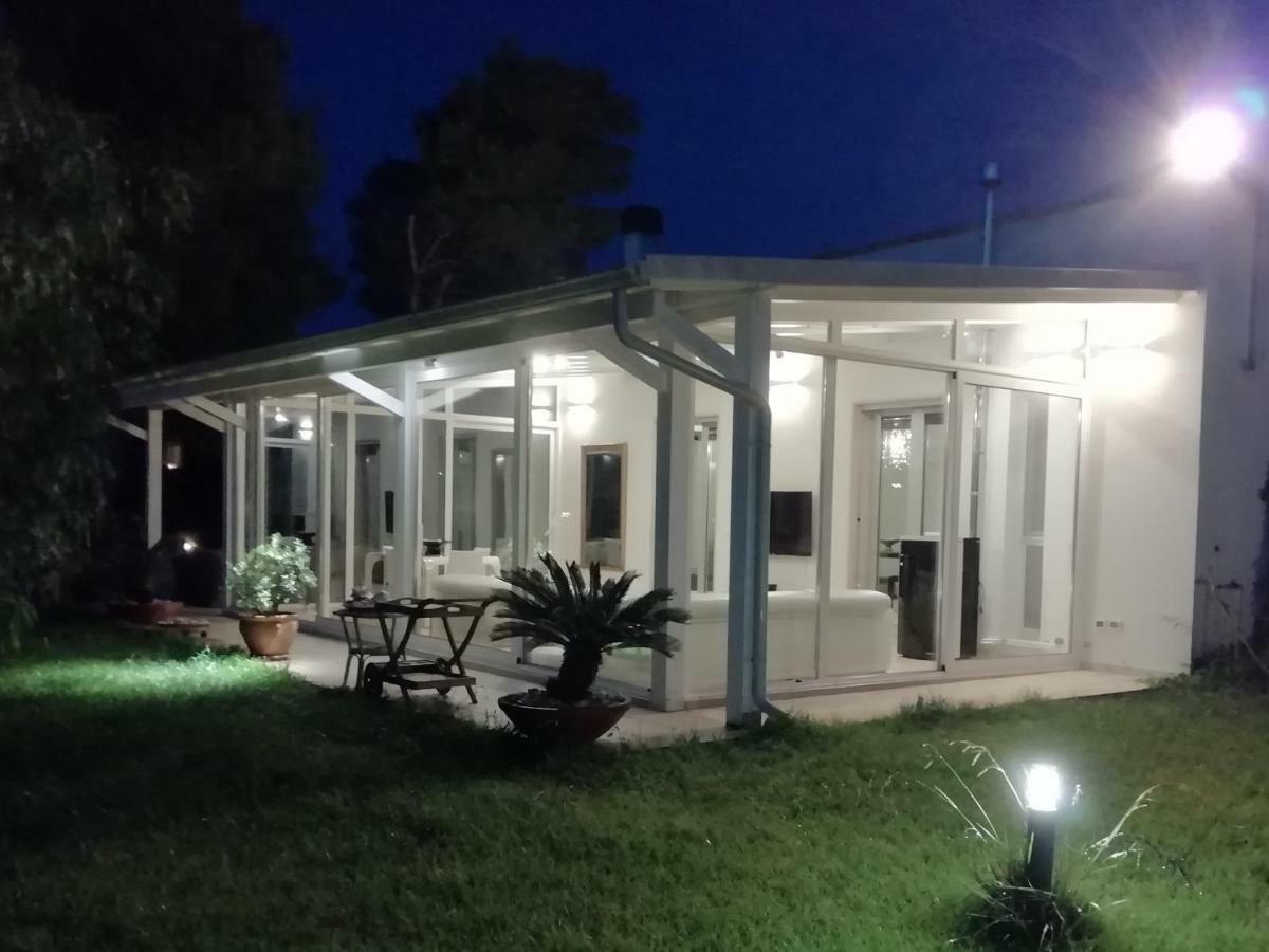 La Dimora Dei Gelsi Villa Castri di Lecce Luaran gambar